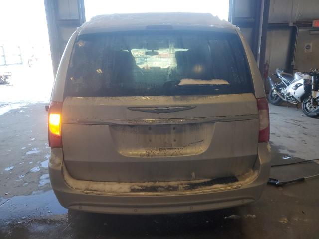 Photo 5 VIN: 2C4RC1CG7CR227757 - CHRYSLER TOWN & COU 