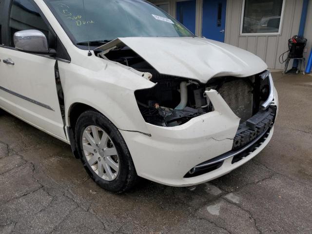 Photo 8 VIN: 2C4RC1CG7CR368702 - CHRYSLER TOWN & COU 