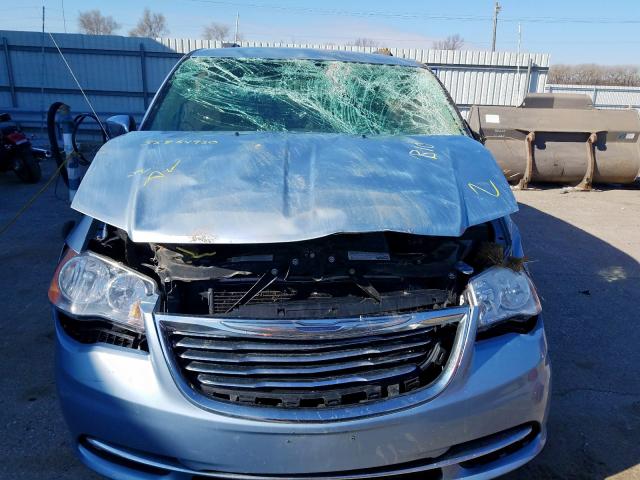 Photo 8 VIN: 2C4RC1CG7DR531530 - CHRYSLER TOWN & COU 