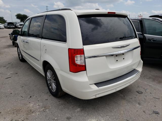 Photo 2 VIN: 2C4RC1CG7DR606887 - CHRYSLER TOWN &AMP COU 