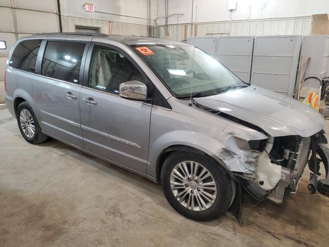 Photo 3 VIN: 2C4RC1CG7DR769412 - CHRYSLER TOWN & COU 