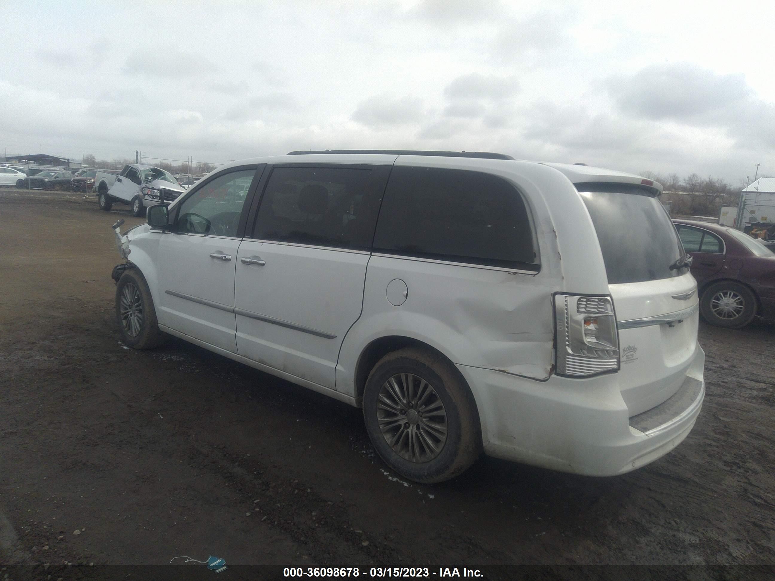 Photo 2 VIN: 2C4RC1CG7ER143506 - CHRYSLER TOWN & COUNTRY 