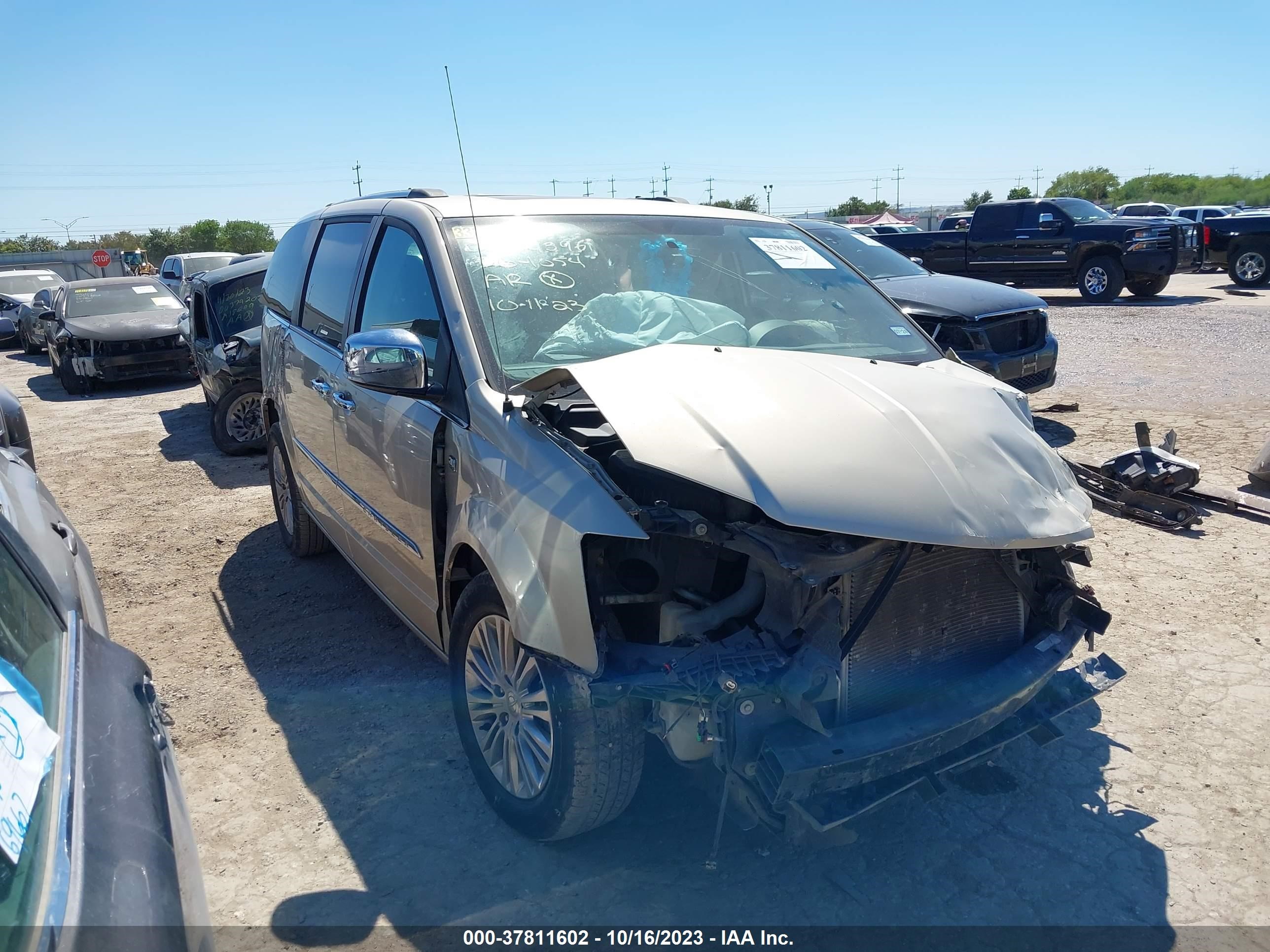 Photo 0 VIN: 2C4RC1CG7ER364054 - CHRYSLER TOWN & COUNTRY 