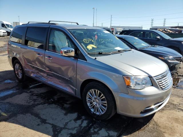 Photo 3 VIN: 2C4RC1CG7FR514231 - CHRYSLER TOWN & COU 