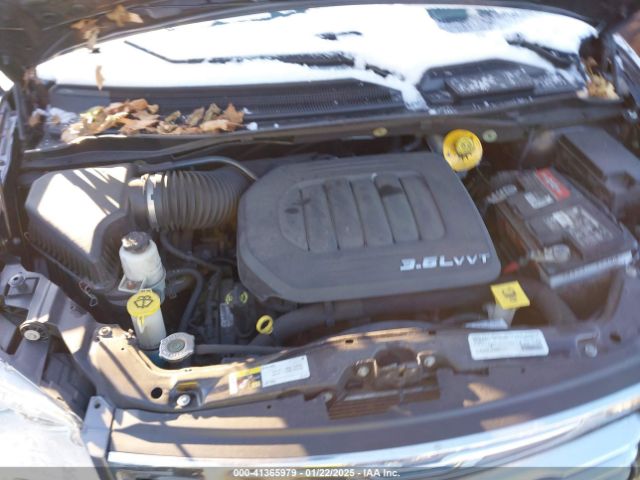Photo 9 VIN: 2C4RC1CG7FR572064 - CHRYSLER TOWN AND COUNTRY 