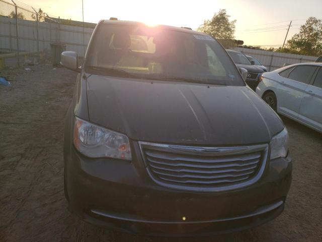 Photo 4 VIN: 2C4RC1CG7FR573098 - CHRYSLER TOWN & COU 