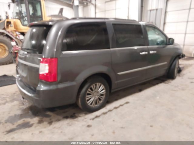 Photo 3 VIN: 2C4RC1CG7FR729687 - CHRYSLER TOWN AND COUNTRY 