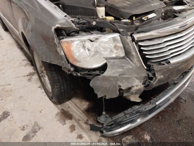 Photo 5 VIN: 2C4RC1CG7FR729687 - CHRYSLER TOWN AND COUNTRY 
