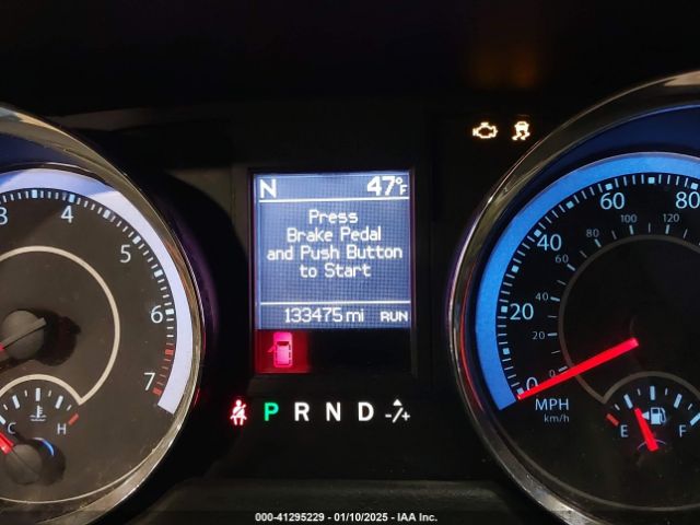 Photo 6 VIN: 2C4RC1CG7FR729687 - CHRYSLER TOWN AND COUNTRY 