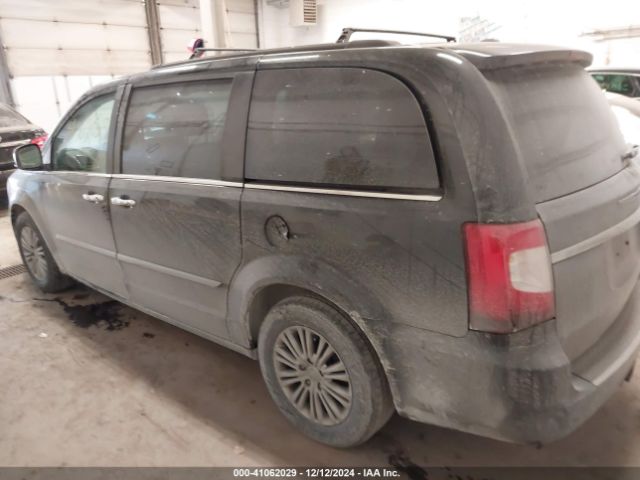 Photo 2 VIN: 2C4RC1CG7GR207997 - CHRYSLER TOWN AND COUNTRY 