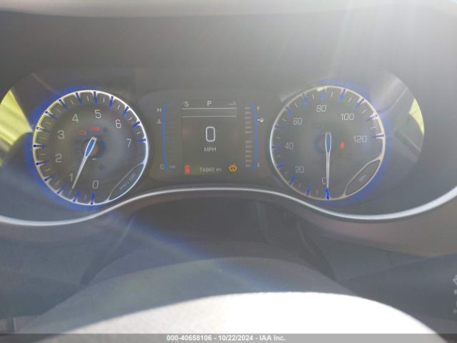 Photo 6 VIN: 2C4RC1CG7HR657330 - CHRYSLER PACIFICA 