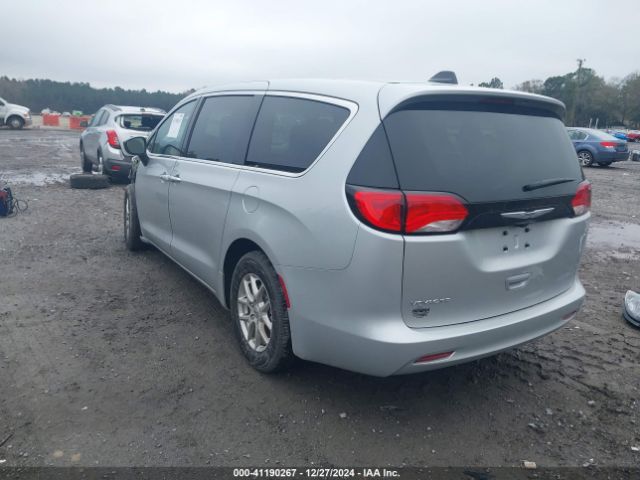 Photo 2 VIN: 2C4RC1CG7RR183655 - CHRYSLER VOYAGER 