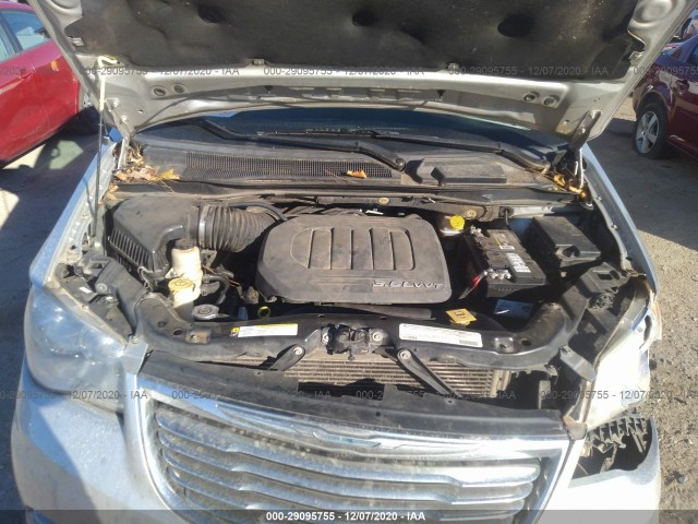 Photo 9 VIN: 2C4RC1CG8CR150218 - CHRYSLER TOWN & COUNTRY 