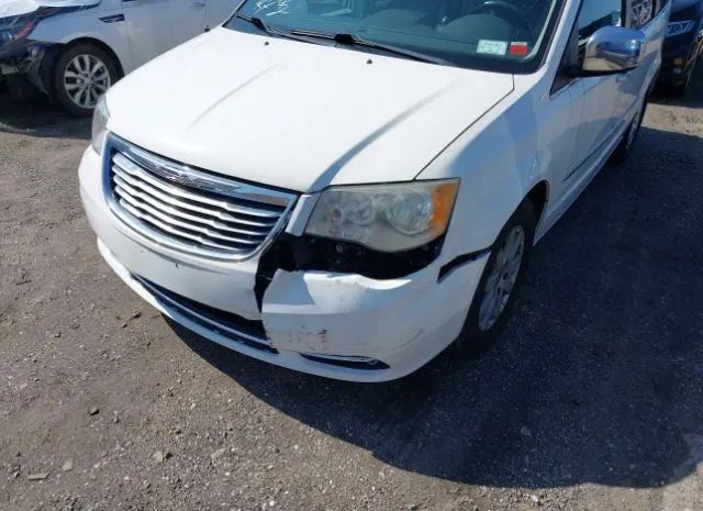 Photo 5 VIN: 2C4RC1CG8CR169237 - CHRYSLER TOWN & COUNTRY 