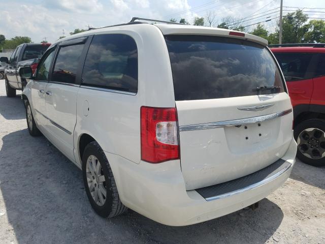 Photo 2 VIN: 2C4RC1CG8CR252599 - CHRYSLER TOWN & COU 