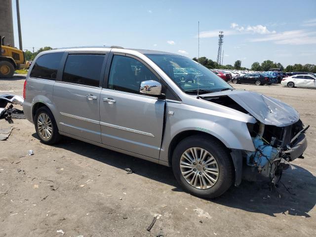 Photo 3 VIN: 2C4RC1CG8ER225339 - CHRYSLER TOWN & COU 