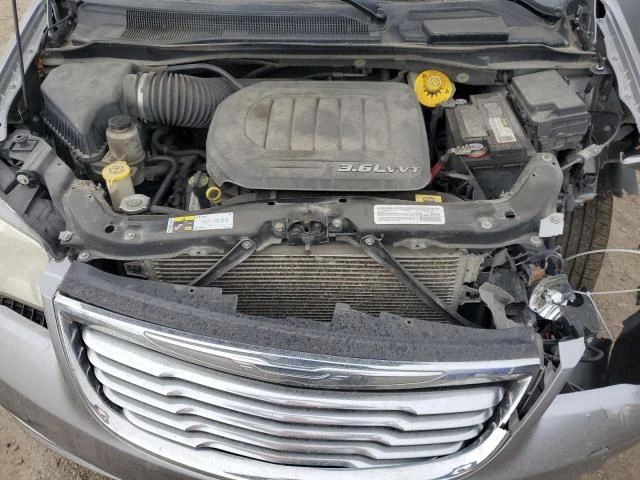 Photo 11 VIN: 2C4RC1CG8ER373538 - CHRYSLER TOWN & COU 