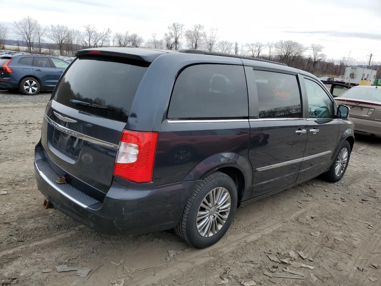 Photo 2 VIN: 2C4RC1CG8ER417926 - CHRYSLER TOWN & COUNTRY 