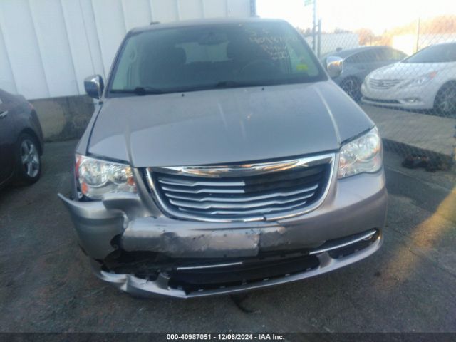 Photo 5 VIN: 2C4RC1CG8GR188702 - CHRYSLER TOWN AND COUNTRY 