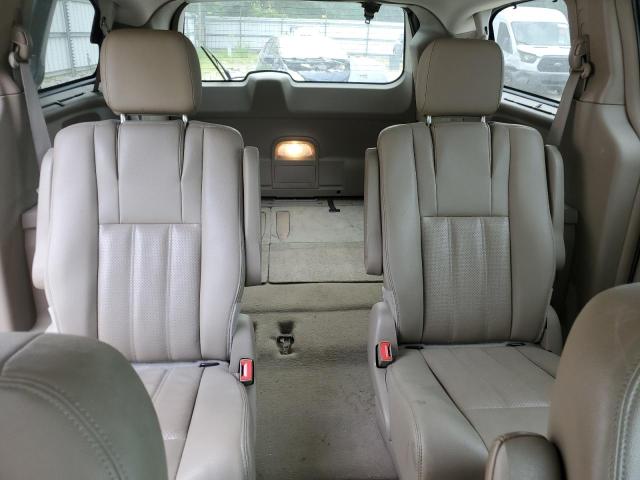 Photo 9 VIN: 2C4RC1CG8GR232729 - CHRYSLER TOWN & COU 