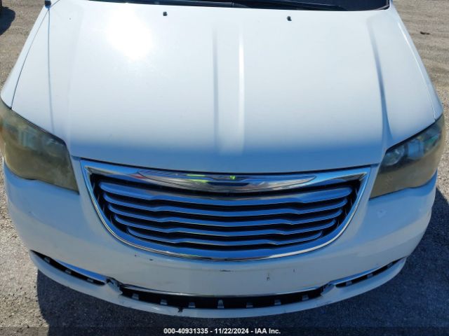 Photo 5 VIN: 2C4RC1CG8GR240541 - CHRYSLER TOWN AND COUNTRY 