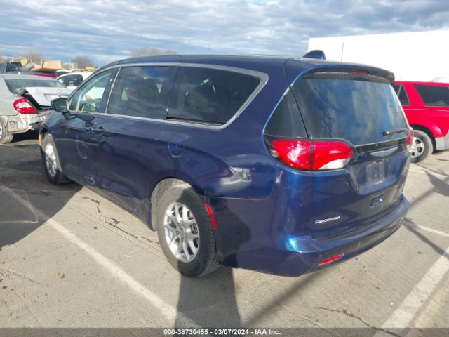 Photo 2 VIN: 2C4RC1CG8JR246928 - CHRYSLER PACIFICA 