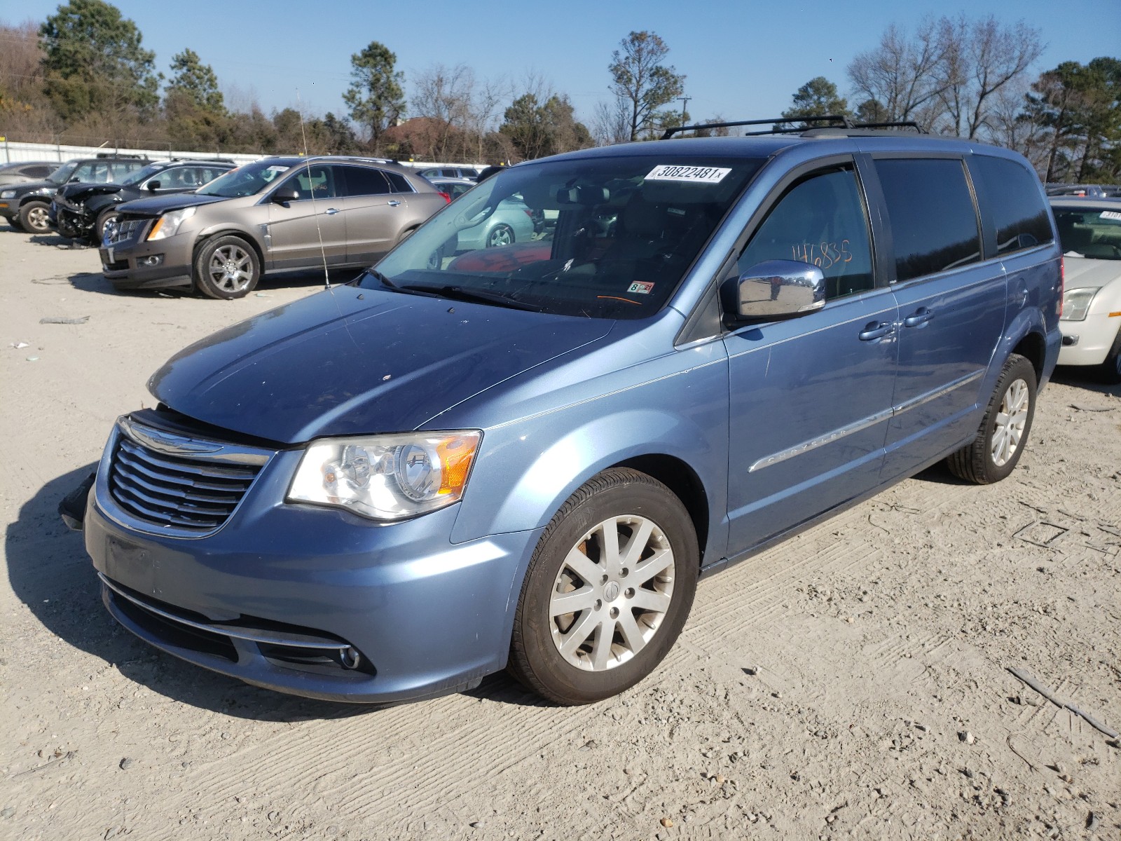 Photo 1 VIN: 2C4RC1CG9CR134884 - CHRYSLER TOWN &AMP COU 