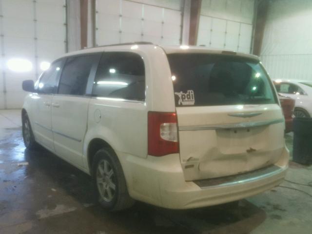 Photo 2 VIN: 2C4RC1CG9CR168596 - CHRYSLER TOWN & COU 