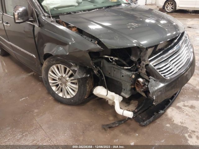 Photo 5 VIN: 2C4RC1CG9CR232801 - CHRYSLER TOWN & COUNTRY 