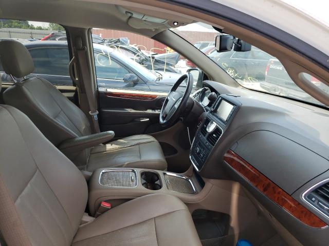 Photo 4 VIN: 2C4RC1CG9CR303172 - CHRYSLER TOWN &AMP COU 