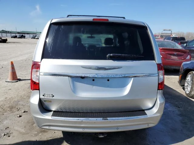 Photo 5 VIN: 2C4RC1CG9CR382617 - CHRYSLER TOWN & COU 