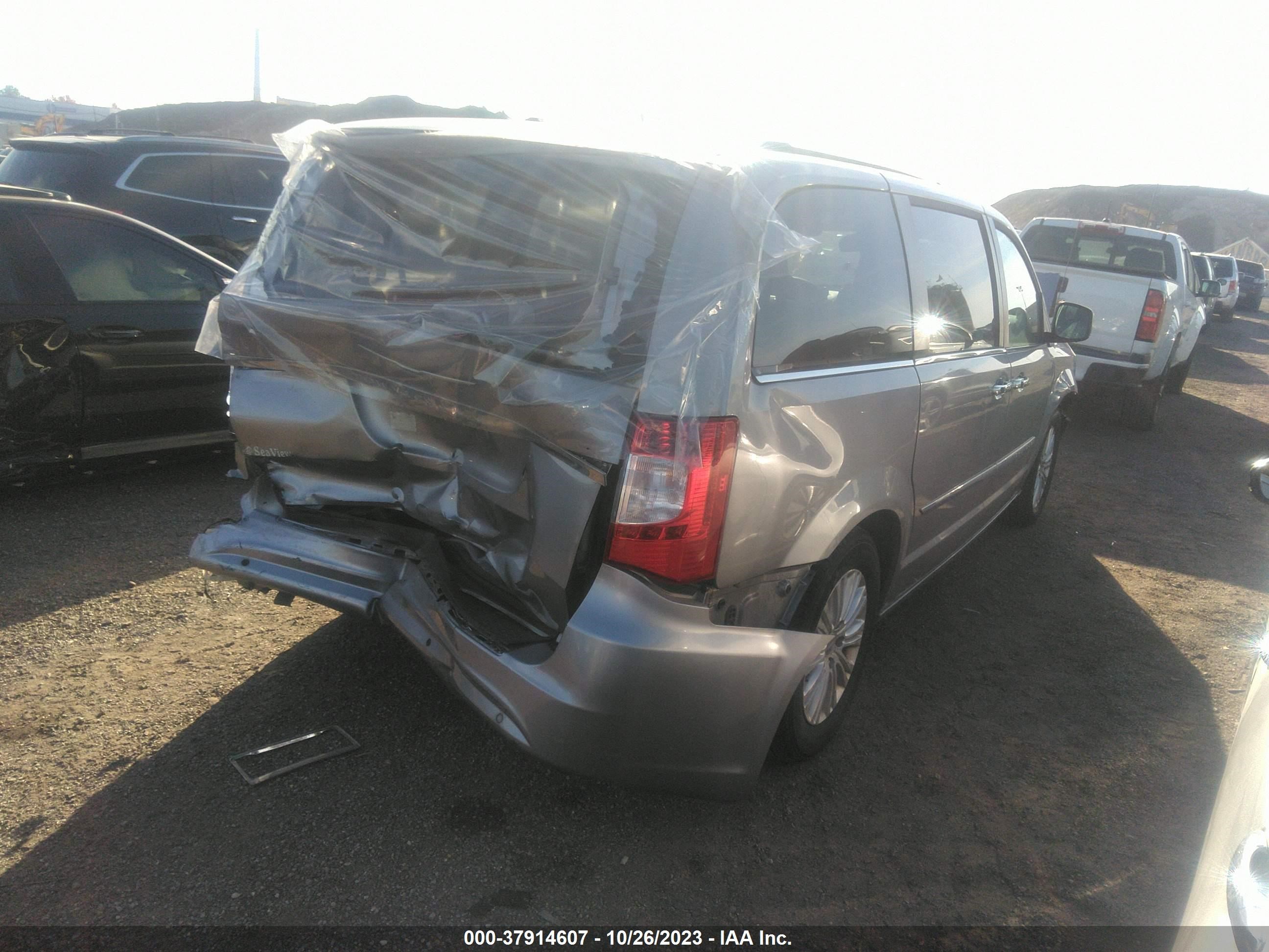 Photo 3 VIN: 2C4RC1CG9DR597190 - CHRYSLER TOWN & COUNTRY 