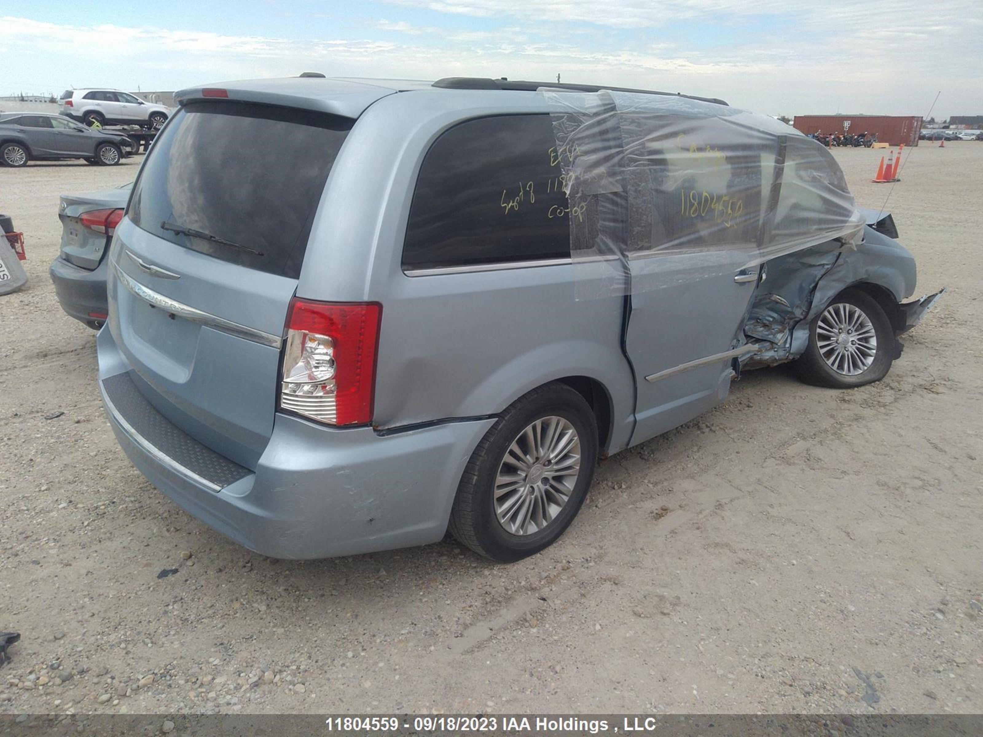 Photo 3 VIN: 2C4RC1CG9DR603540 - CHRYSLER TOWN & COUNTRY 