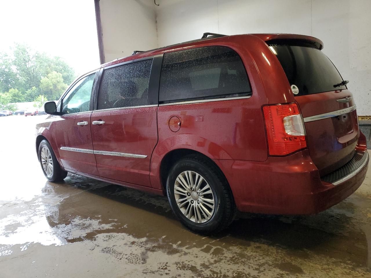 Photo 1 VIN: 2C4RC1CG9DR647456 - CHRYSLER TOWN & COUNTRY 