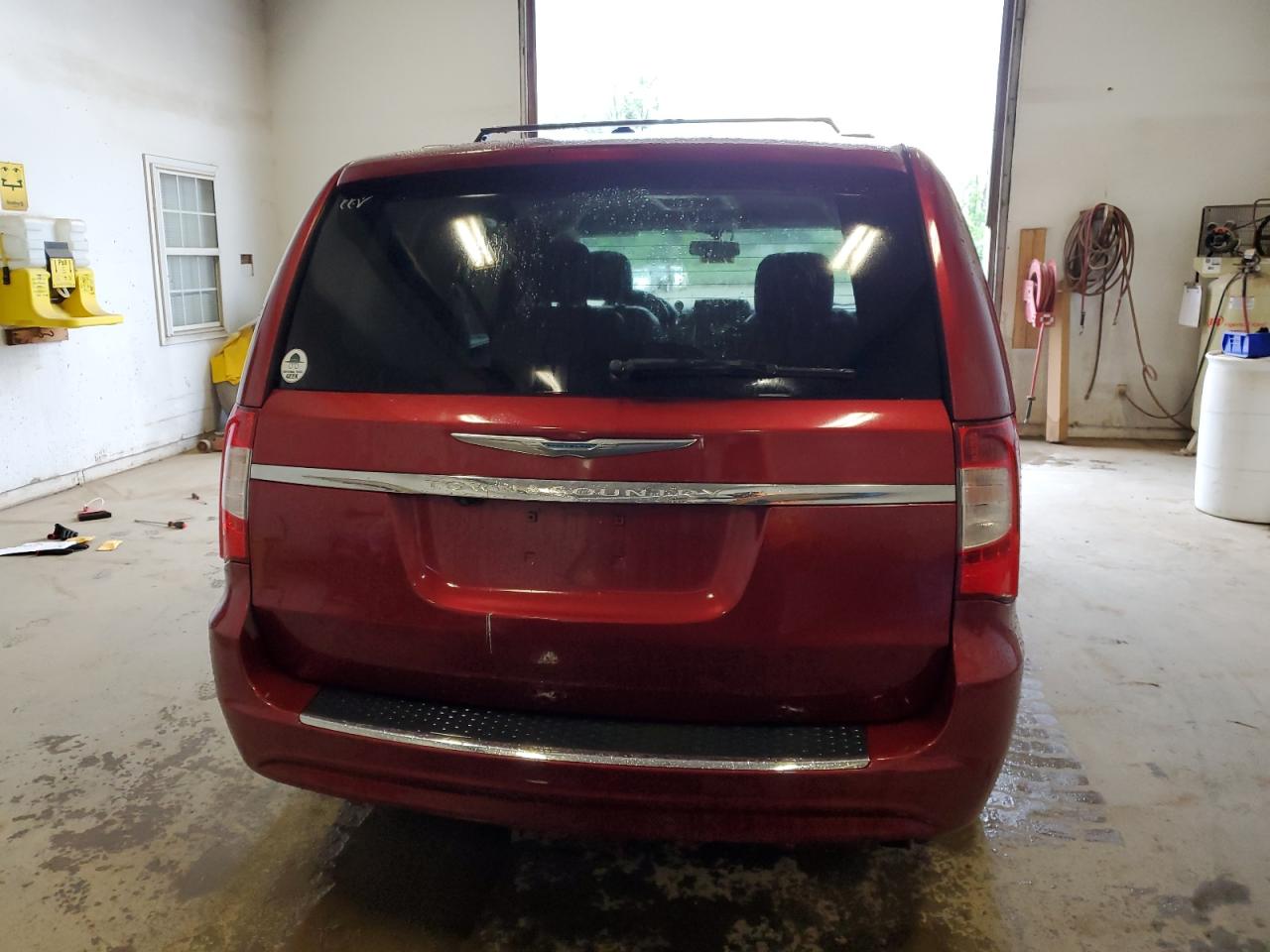 Photo 5 VIN: 2C4RC1CG9DR647456 - CHRYSLER TOWN & COUNTRY 