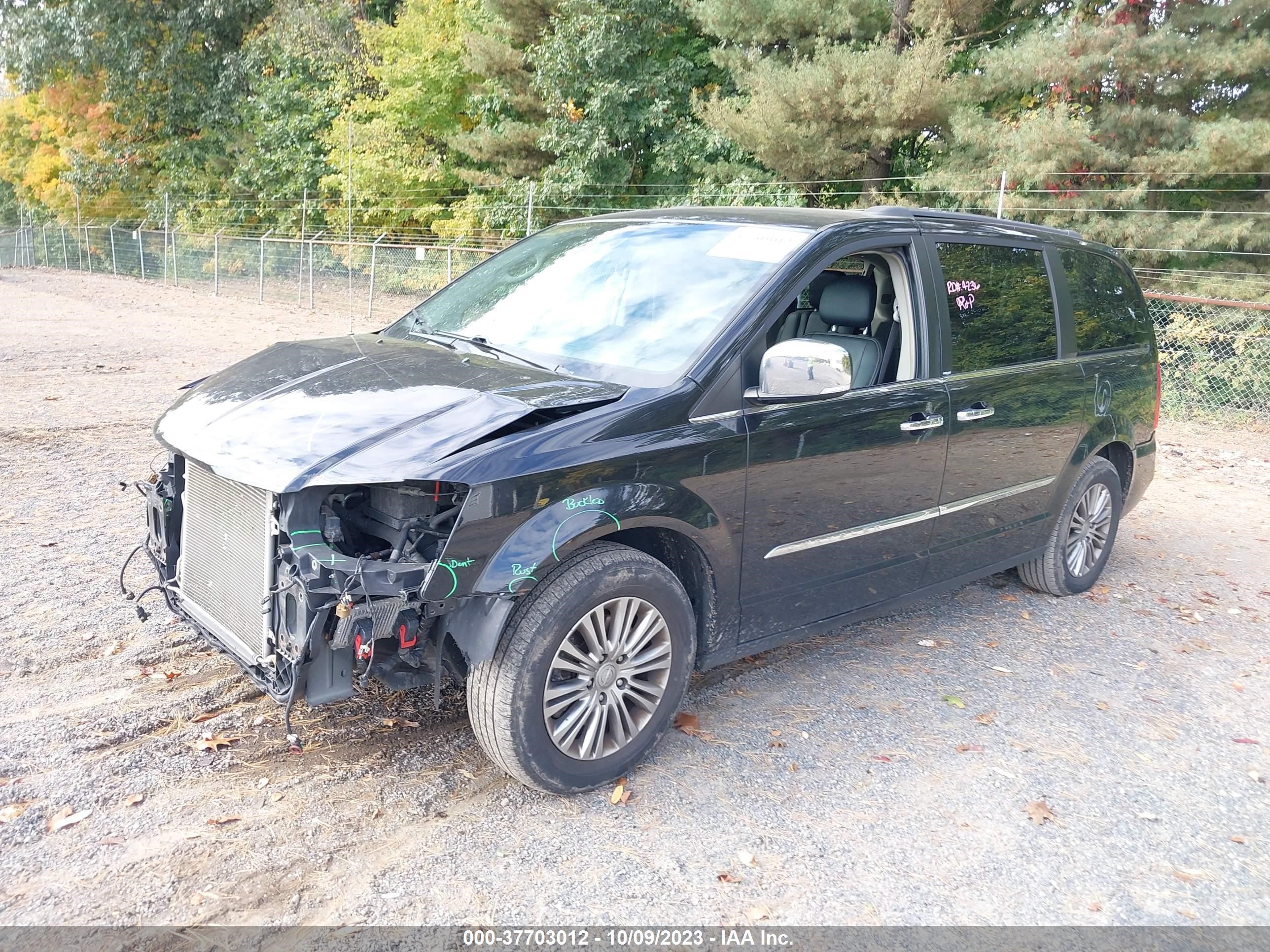 Photo 1 VIN: 2C4RC1CG9ER164597 - CHRYSLER TOWN & COUNTRY 