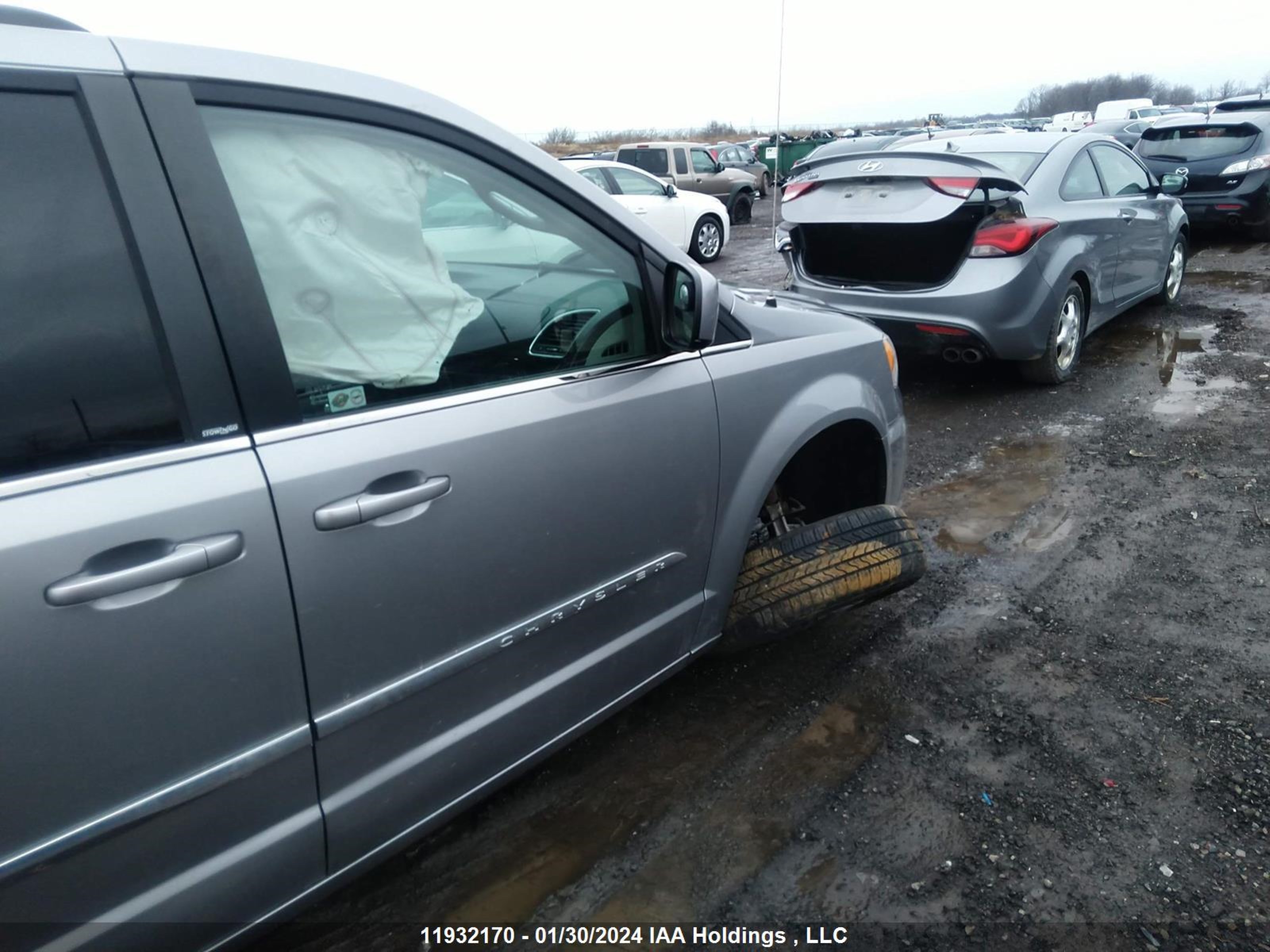 Photo 5 VIN: 2C4RC1CG9ER299773 - CHRYSLER TOWN & COUNTRY 