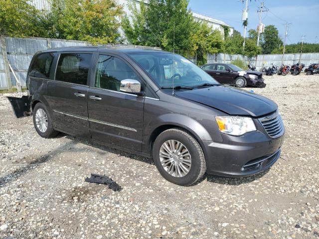 Photo 3 VIN: 2C4RC1CG9FR673624 - CHRYSLER TOWN & COU 