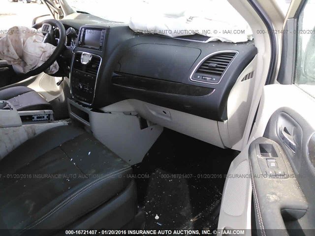 Photo 4 VIN: 2C4RC1CG9GR112969 - CHRYSLER TOWN & COUNTRY 