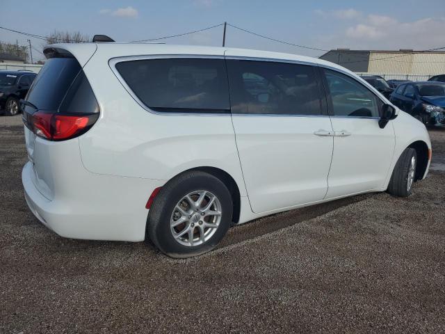 Photo 2 VIN: 2C4RC1CG9PR520078 - CHRYSLER VOYAGER LX 