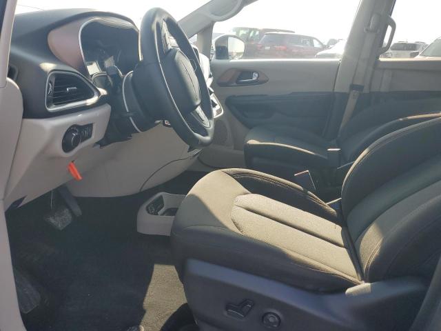 Photo 6 VIN: 2C4RC1CG9PR520078 - CHRYSLER VOYAGER LX 