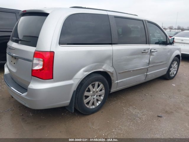 Photo 3 VIN: 2C4RC1CGXCR118760 - CHRYSLER TOWN & COUNTRY 