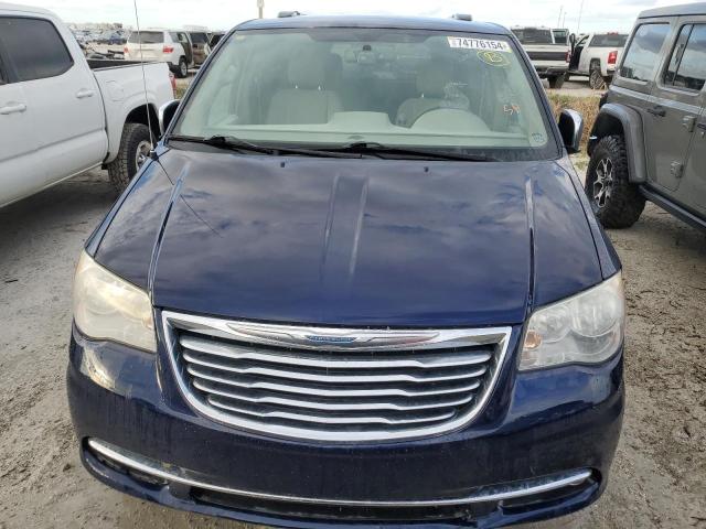 Photo 4 VIN: 2C4RC1CGXCR326797 - CHRYSLER TOWN & COU 