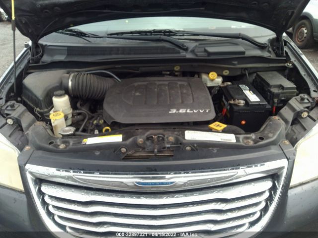 Photo 9 VIN: 2C4RC1CGXCR361128 - CHRYSLER TOWN & COUNTRY 