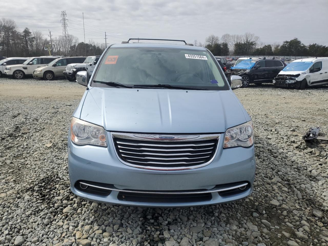 Photo 4 VIN: 2C4RC1CGXDR757948 - CHRYSLER TOWN & COUNTRY 