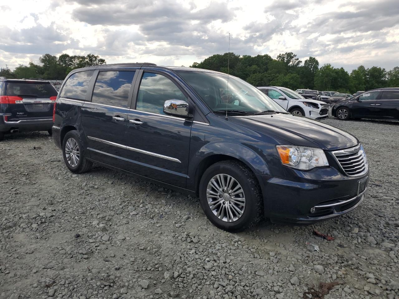 Photo 3 VIN: 2C4RC1CGXER108121 - CHRYSLER TOWN & COUNTRY 