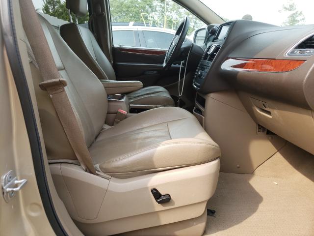 Photo 4 VIN: 2C4RC1CGXER115473 - CHRYSLER TOWN &AMP COU 