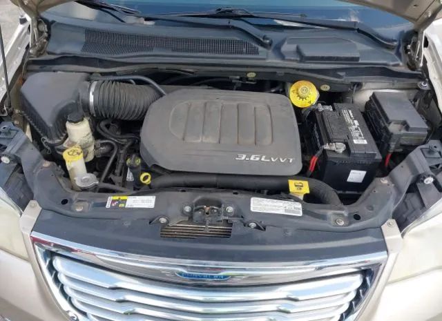 Photo 9 VIN: 2C4RC1CGXER133102 - CHRYSLER TOWN & COUNTRY 