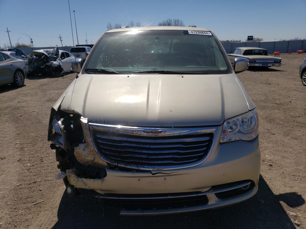 Photo 4 VIN: 2C4RC1CGXFR509914 - CHRYSLER TOWN & COUNTRY 