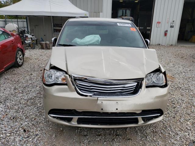 Photo 4 VIN: 2C4RC1CGXFR628210 - CHRYSLER TOWN & COU 